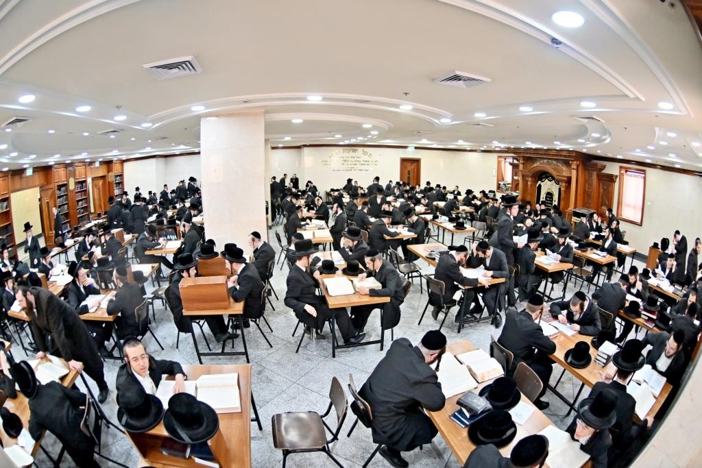 פתיחת זמן אלול בישיבות ויזניץ