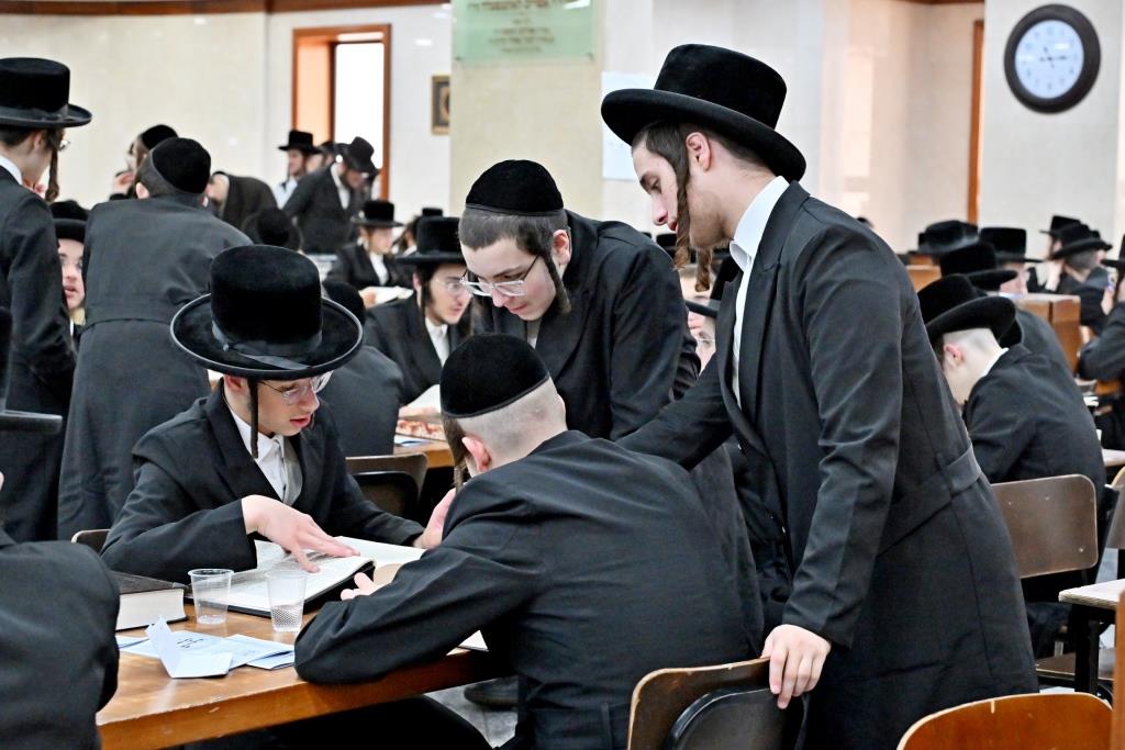 פתיחת זמן אלול בישיבות ויזניץ