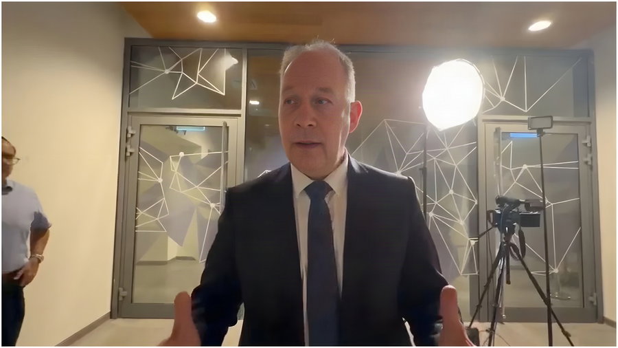 יועמ"ש הליכוד תוקף בריאיון ל'כיכר השבת' את המתפקדים החרדים | צפו
