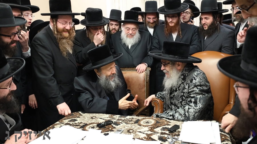 האדמו"ר מבאבוב 45 בביקור אצל האדמו"ר מסאטמר