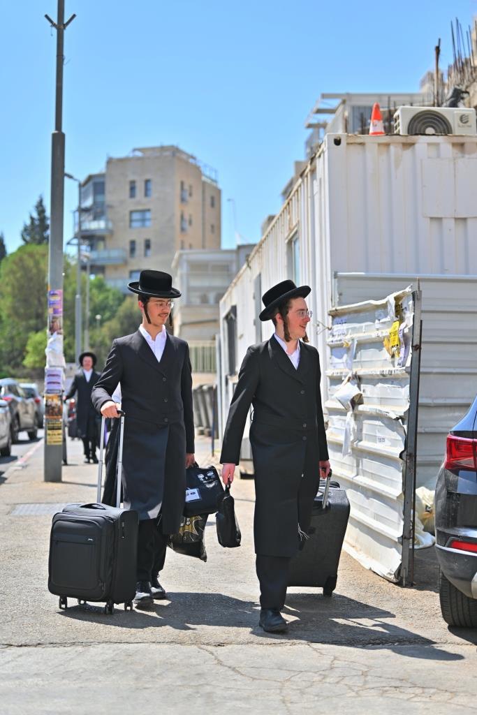 פתיחת הזמן בישיבת המתמידים