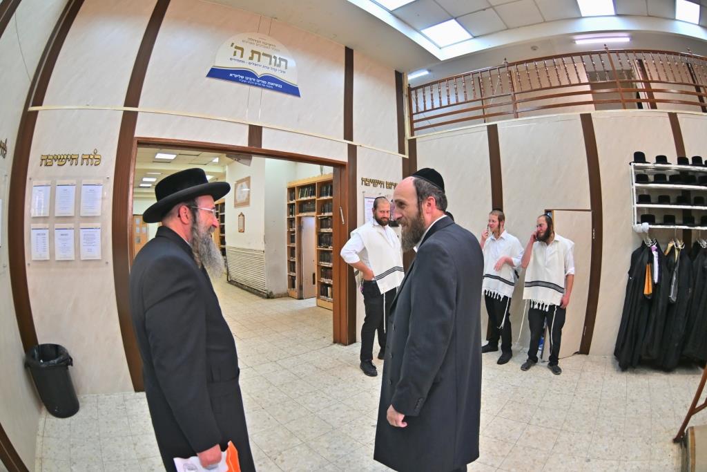 פתיחת הזמן בישיבת המתמידים