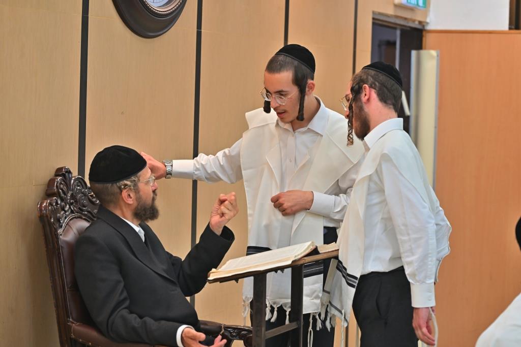 פתיחת הזמן בישיבת המתמידים