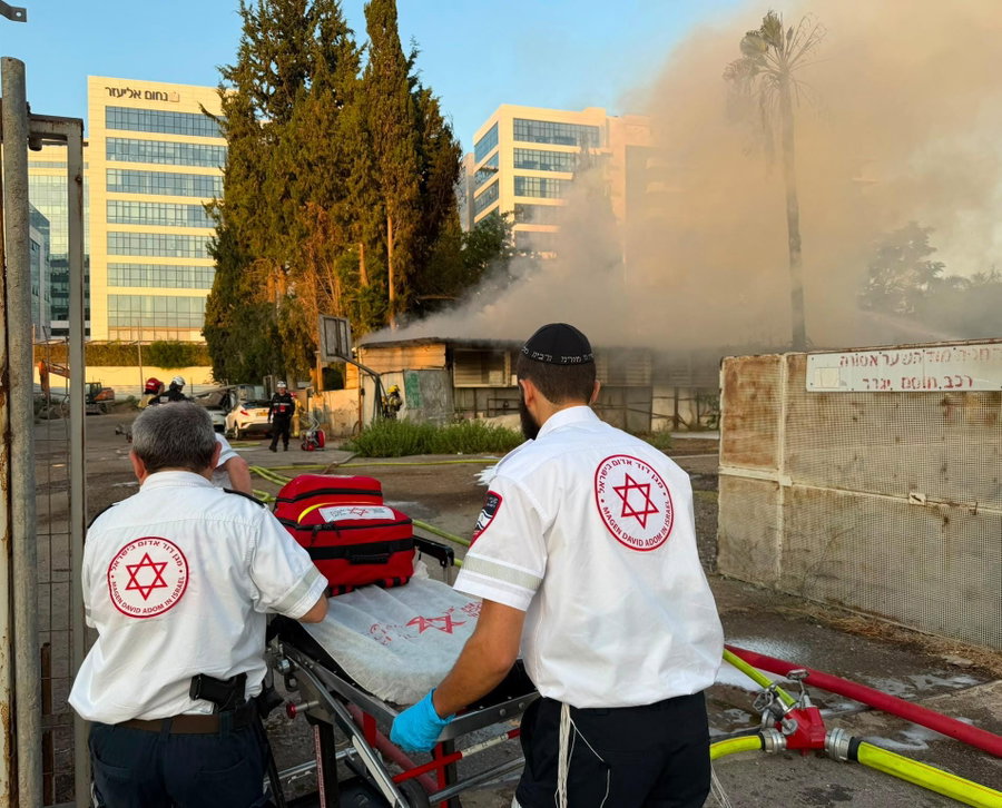 הכוחות בזירה, הבוקר