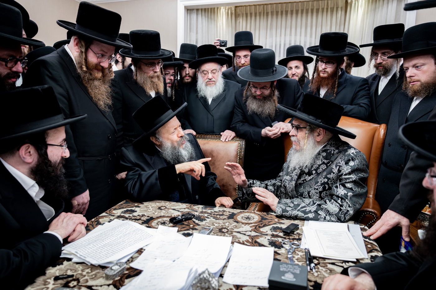 האדמו"ר מבאבוב 45 בביקור אצל האדמו"ר מסאטמר