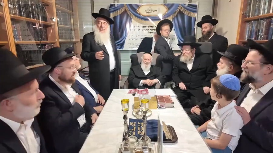 המעמד במעונו של הגר"י זילברשטיין