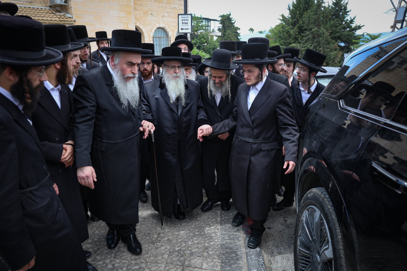 האדמו"ר מצאנז קלויזנבורג בצפת