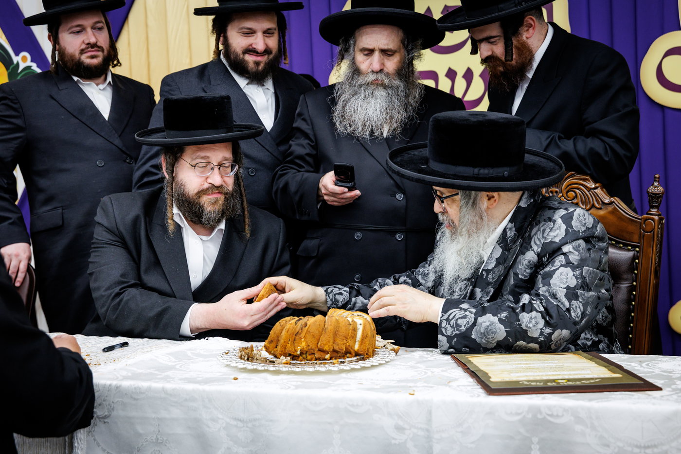 האדמו"ר מסאטמר בביקור במחנות הקיץ