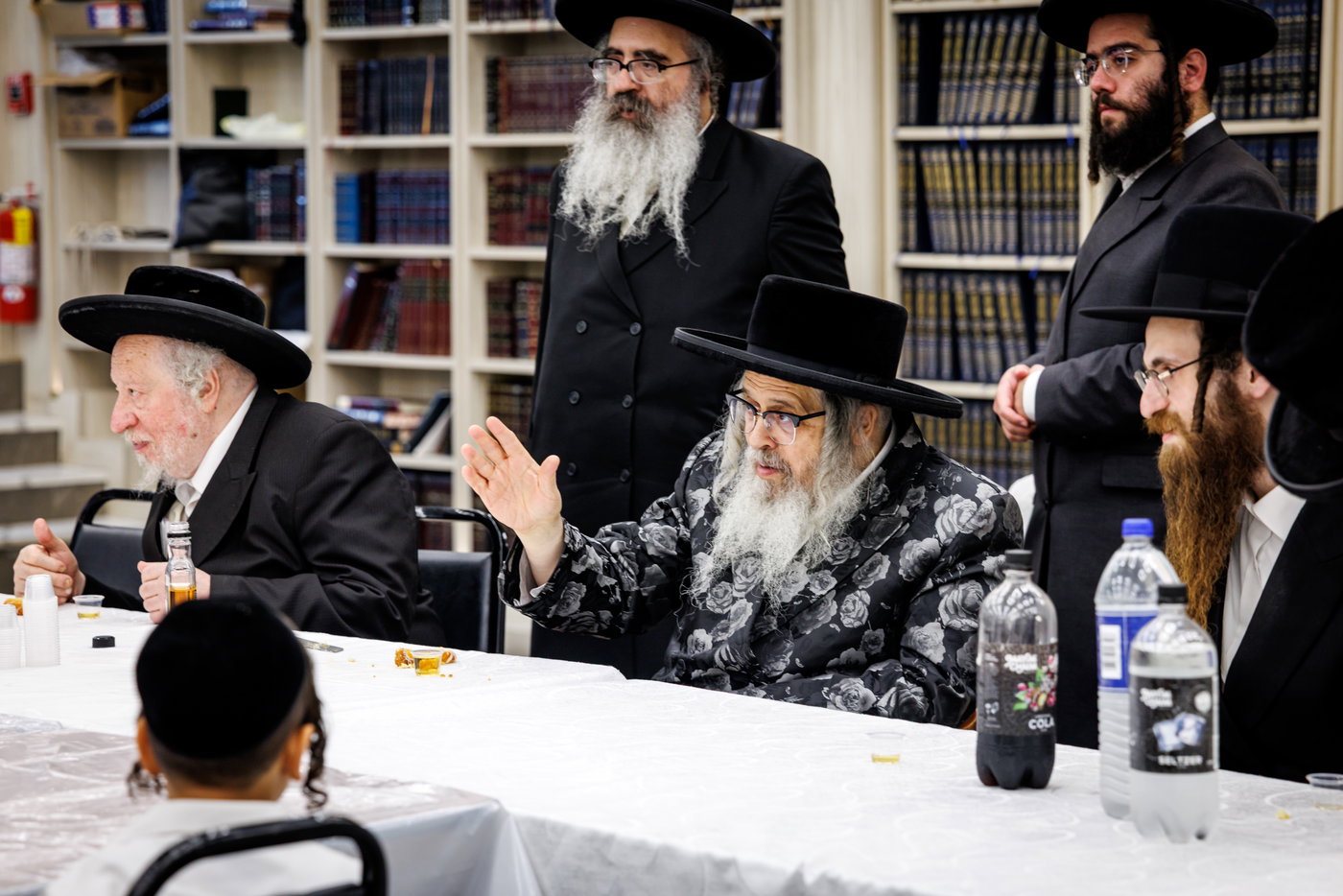 האדמו"ר מסאטמר בביקור במחנות הקיץ