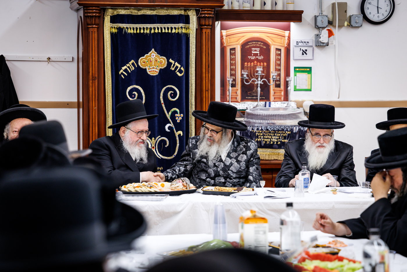 האדמו"ר מסאטמר בביקור במחנות הקיץ