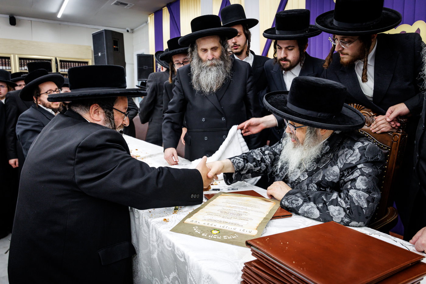 האדמו"ר מסאטמר בביקור במחנות הקיץ
