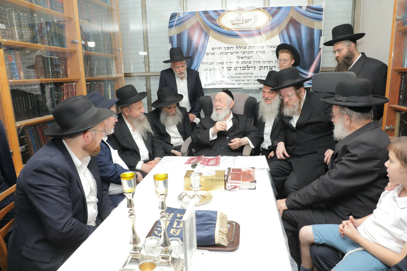 הגר"י זילברשטיין בפתיחת הכולל