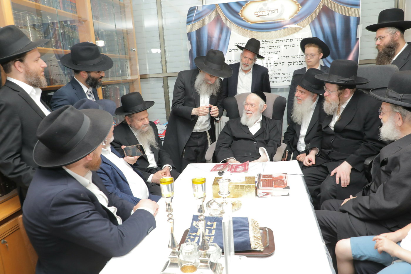 הגר"י זילברשטיין בפתיחת הכולל
