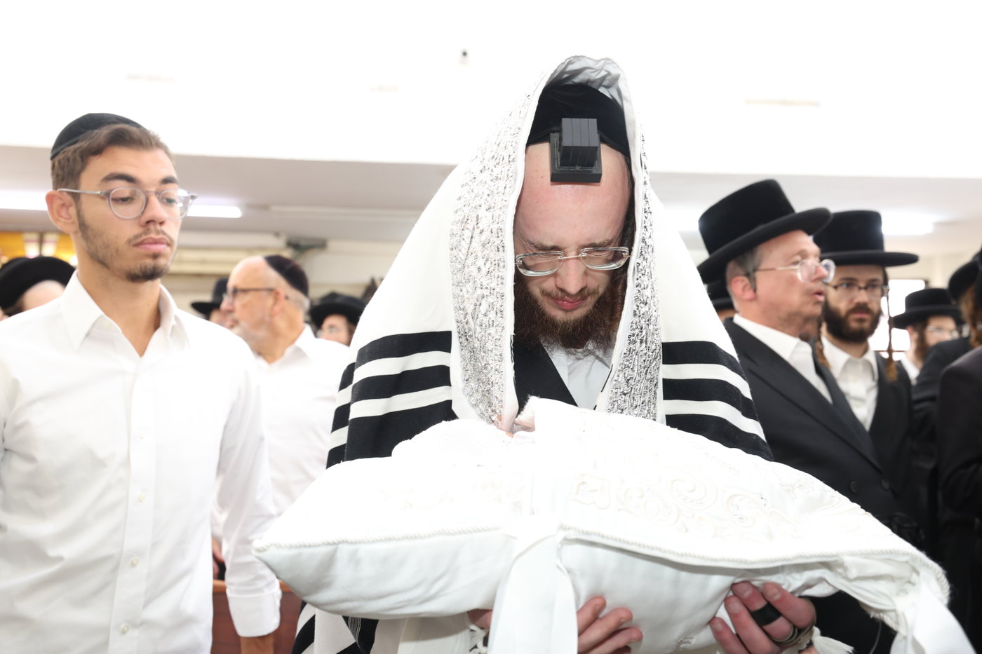 שמחת הברית לנכד האדמו"ר מביאלה בית שמש