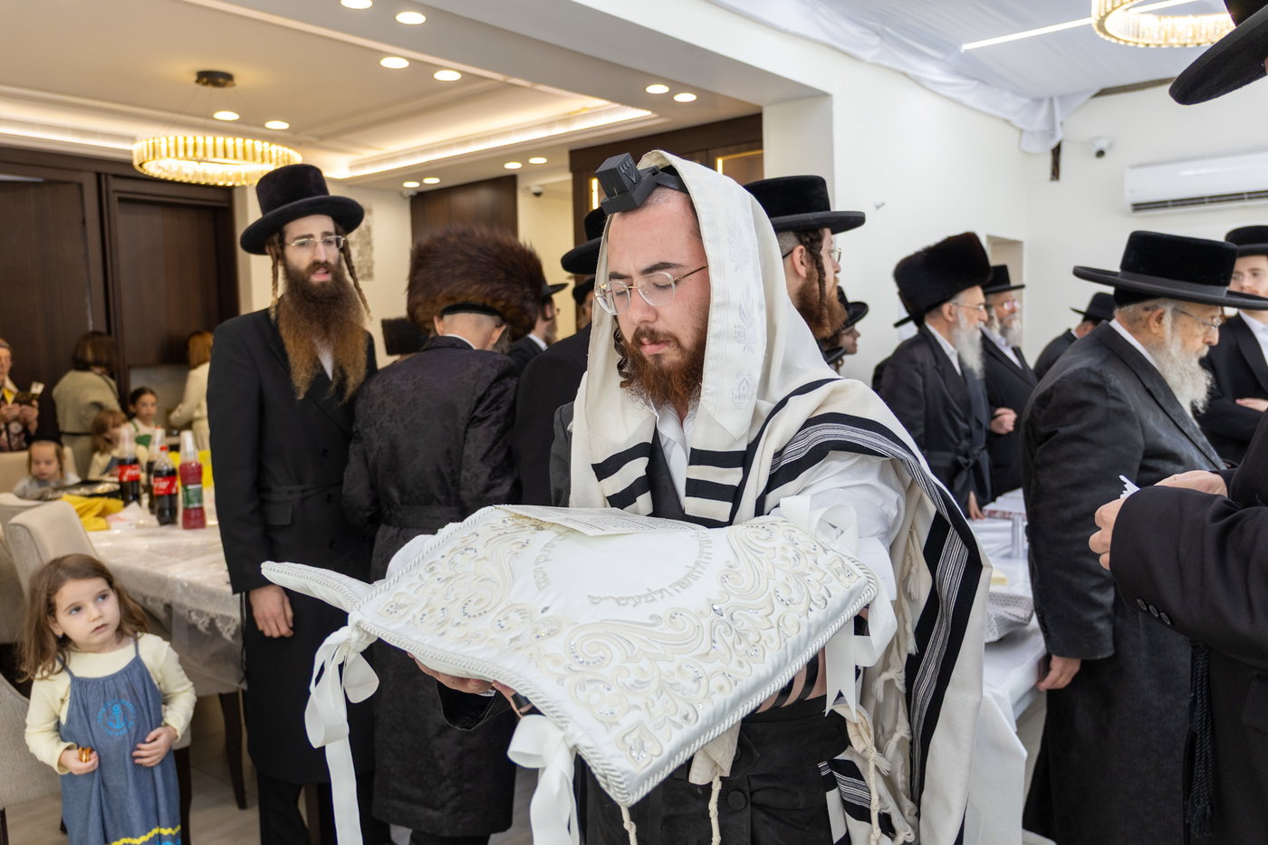הגרי"מ שכטר בברית לנין האדמו"ר מפינסק קרלין זצ"ל