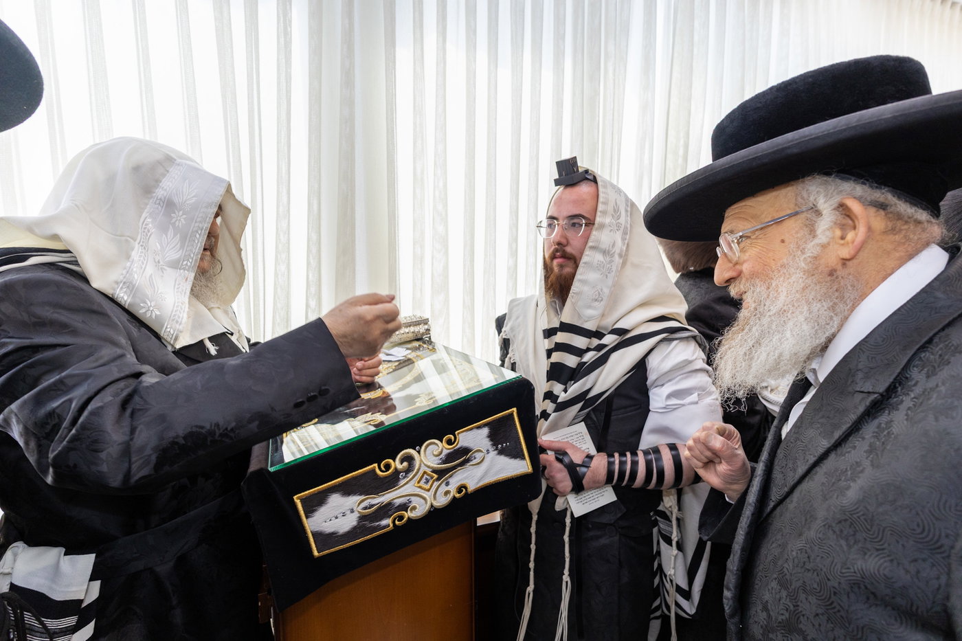 הגרי"מ שכטר בברית לנין האדמו"ר מפינסק קרלין זצ"ל