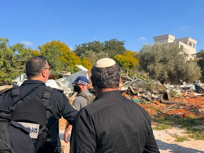 מדיניות השר בן גביר שוברת שיאים: המבנה הבלתי חוקי ה-10,000 נהרס