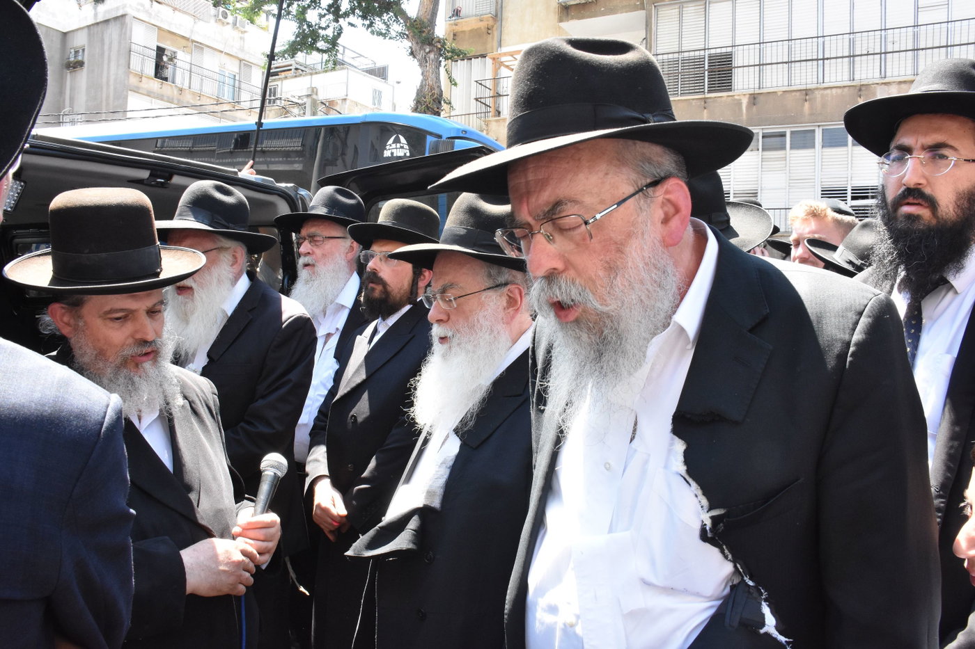 הלווית הרבנית שרה רחל ישראלזון ע"ה