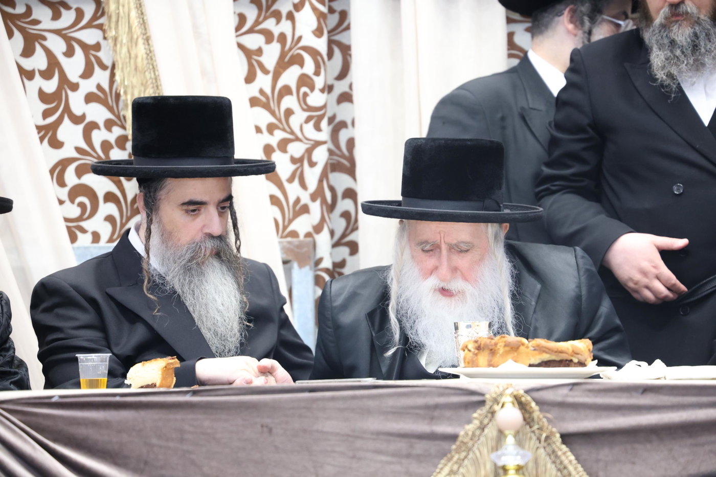 חנוכת הבית במכנובקא בעלזא ירושלים
