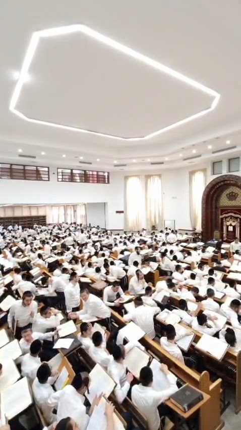 פתיחת הזמן בסלבודקה