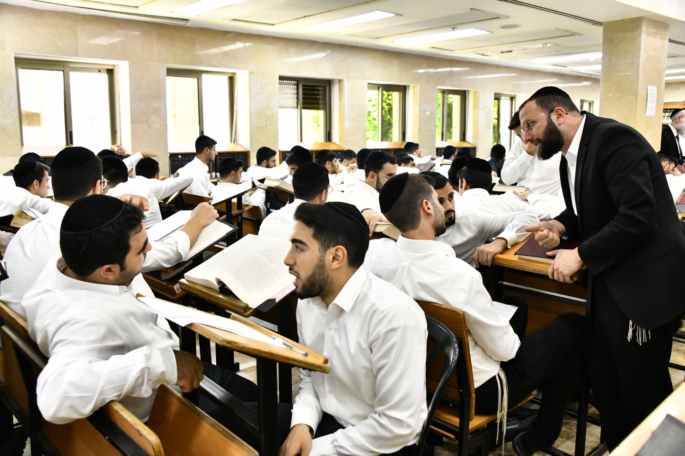 פתיחת הזמן בישיבת 'דעת חיים'