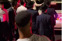 מהומה בסיום השיעור השבועי של הראש"ל: קיצוניים צעקו על חברי כנסת מש"ס ונהדפו | צפו בתיעוד 