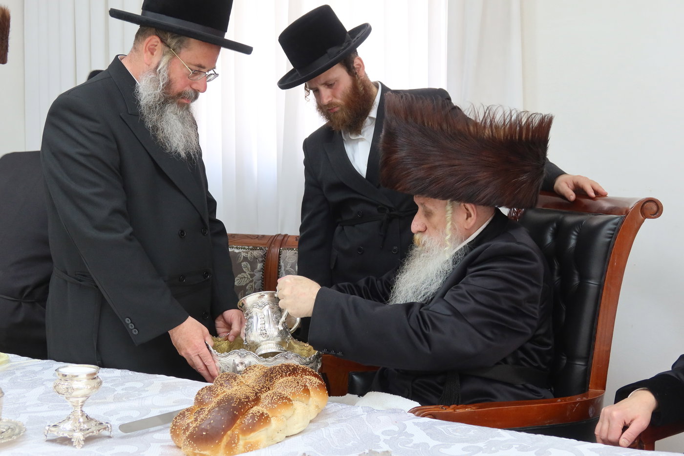 שמחת הברית בחצרות טשארנאביל - מאור חיים