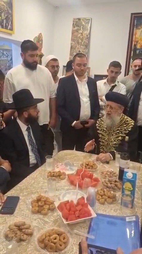 הראשון לציון הגאון רבי דוד יוסף במוזיאון גוש קטיף