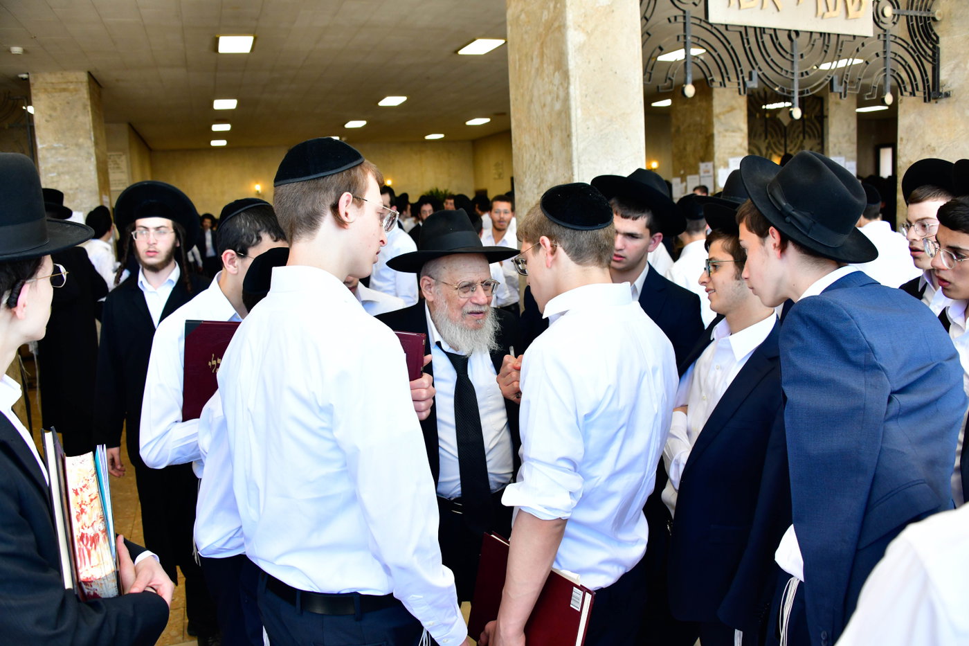 יום באלול בפוניבז'
