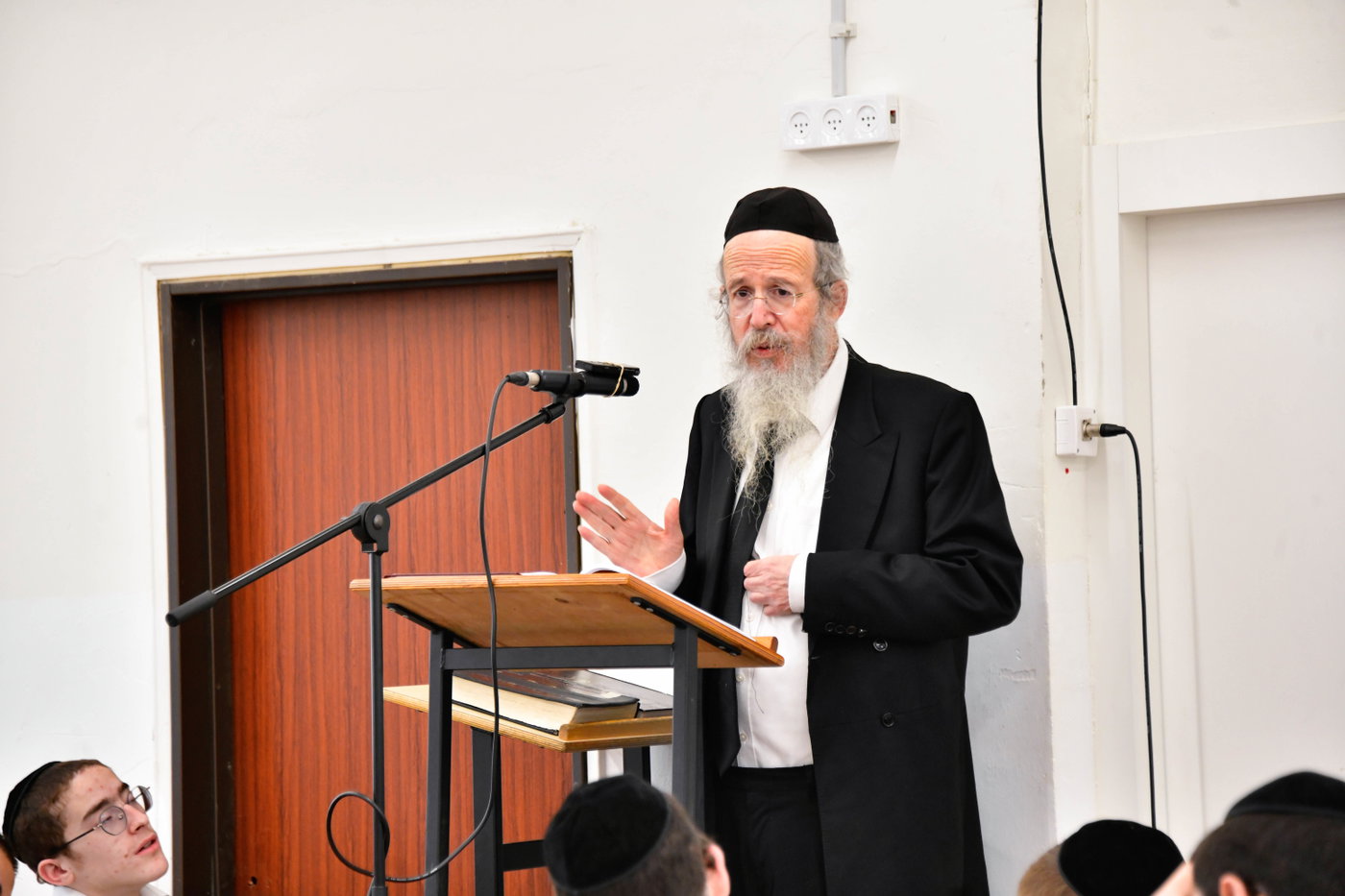 יום באלול בפוניבז'