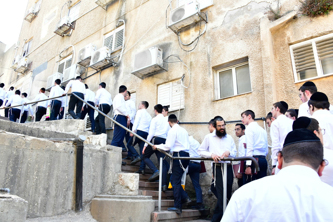 יום באלול בפוניבז'
