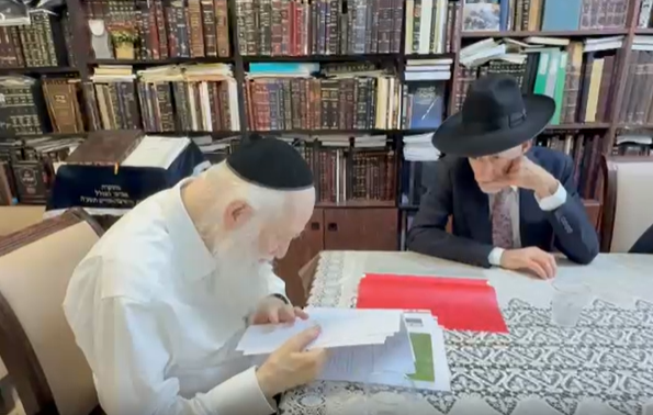 התיעוד מהמפגש של מקלב עם הרב כהנמן