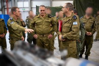 הרמטכ"ל, רב-אלוף אייל זמיר, בבסיס פלמחים