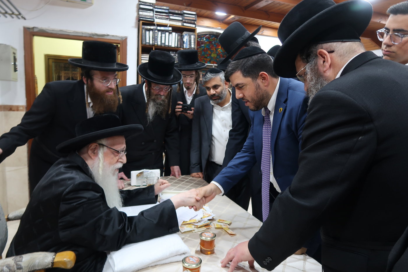 ר"ע צפת מתברך מהאדמו"ר מצאנז