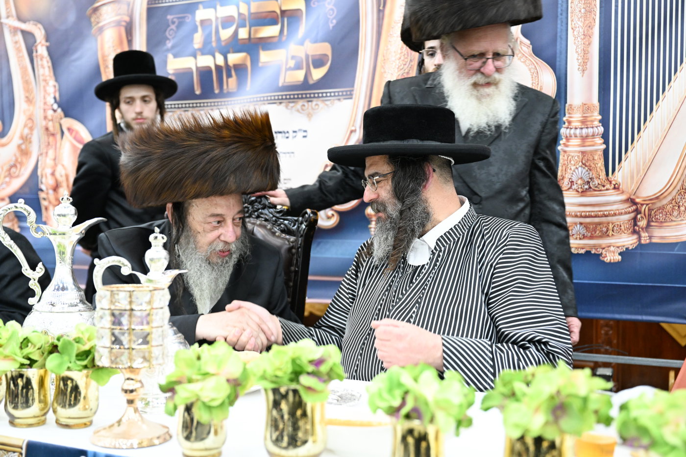 מעמד הכנסת ס"ת בזוועהיל
