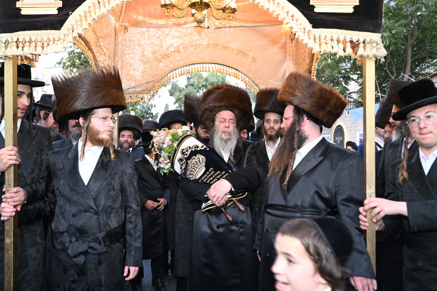 מעמד הכנסת ס"ת בזוועהיל