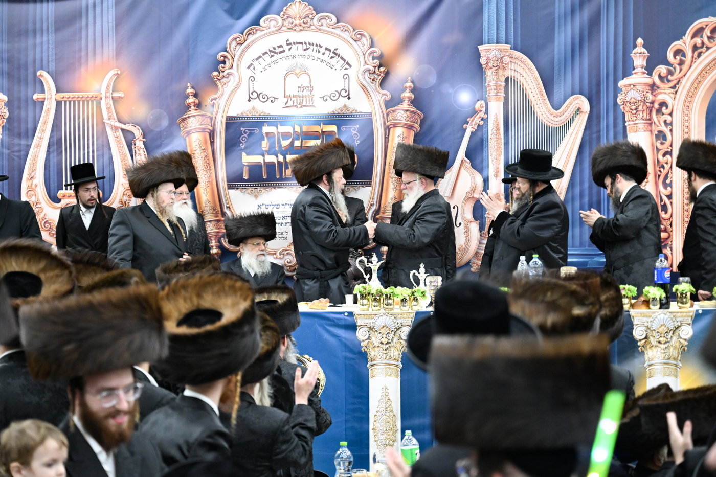 מעמד הכנסת ס"ת בזוועהיל