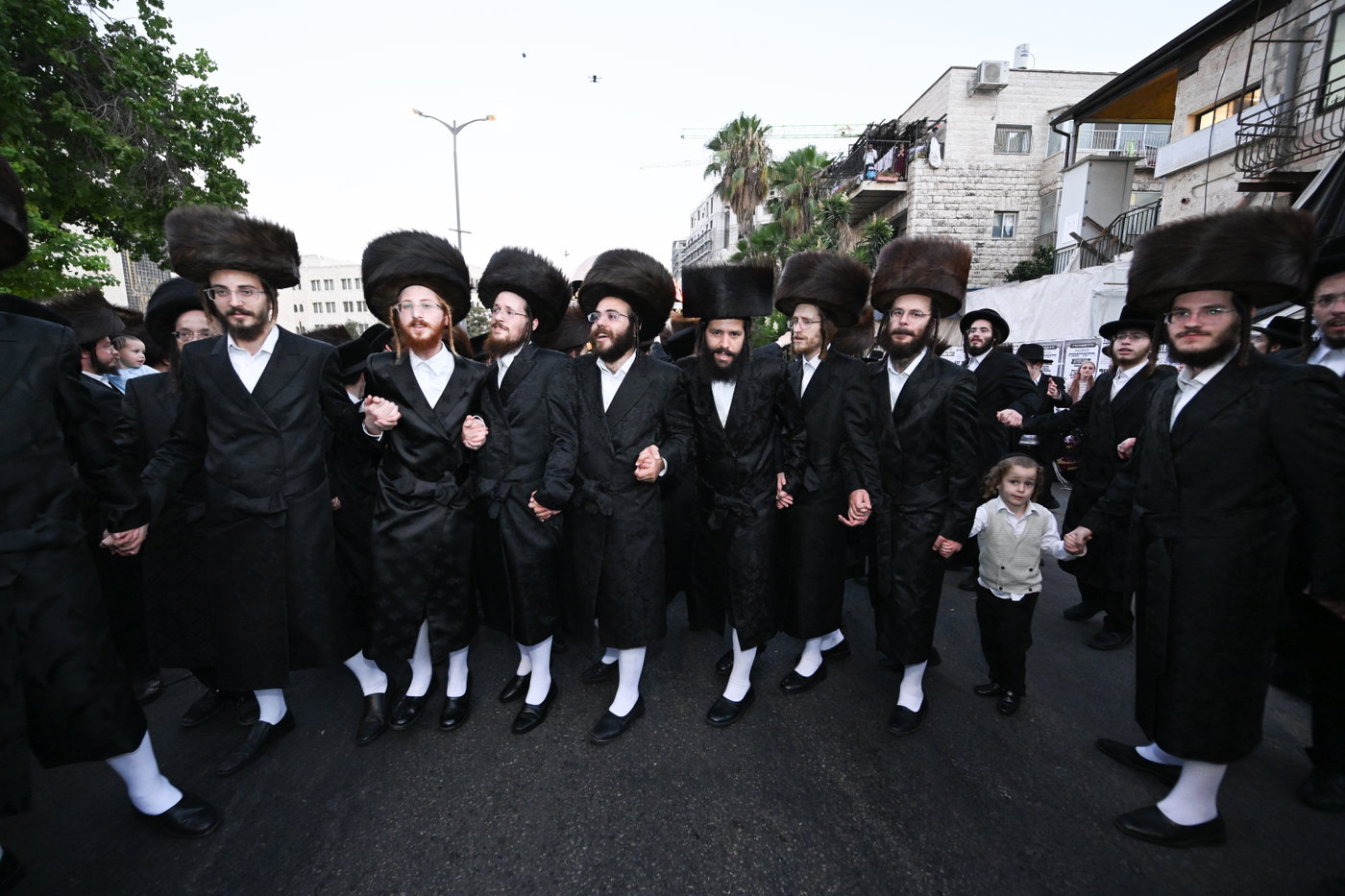 מעמד הכנסת ס"ת בזוועהיל