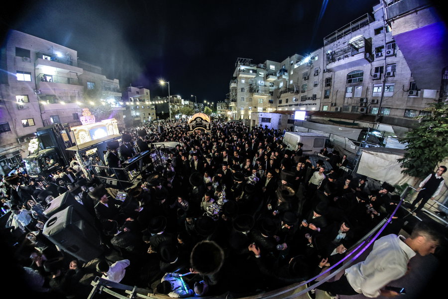 מעמד הכנסת ס"ת בזוועהיל