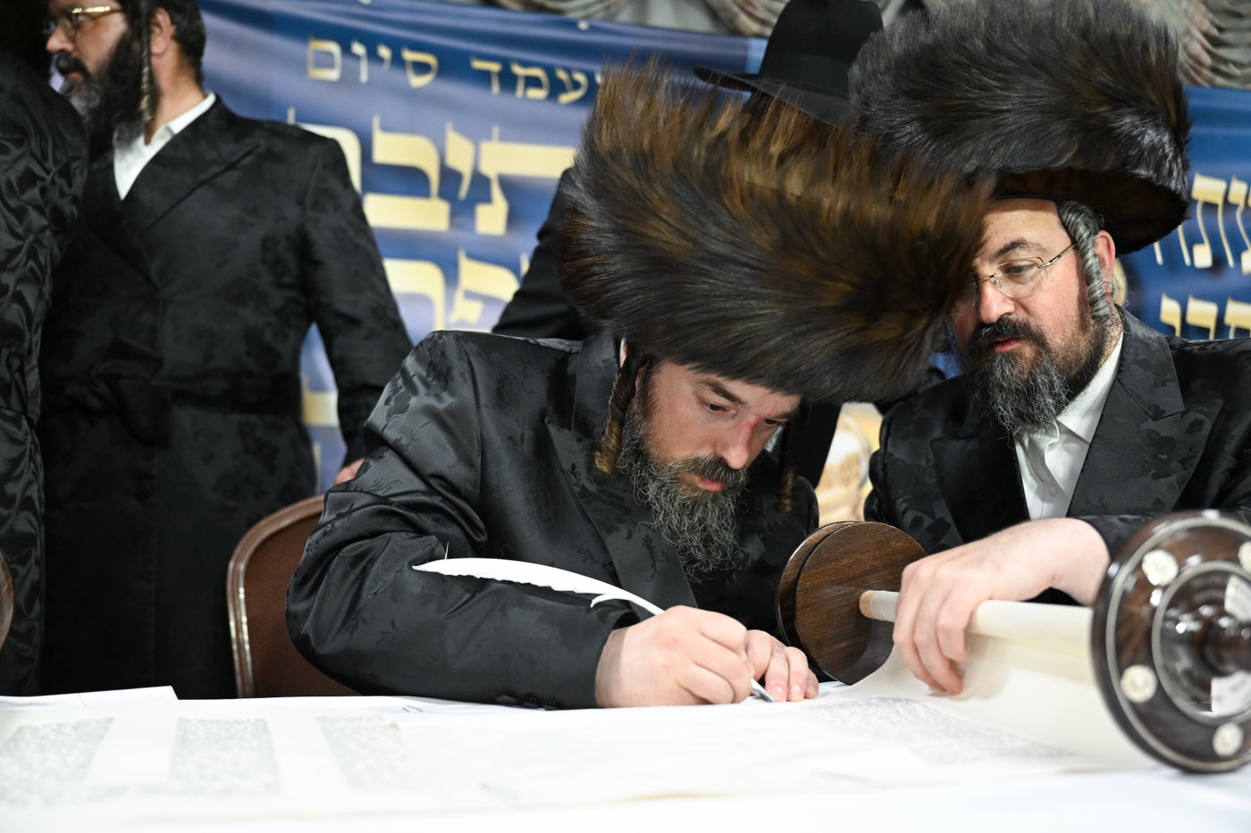 מעמד הכנסת ס"ת בזוועהיל