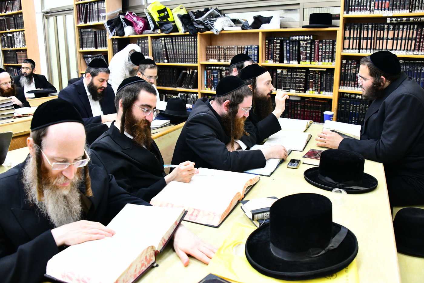 פתיחת הזמן בצאנז ז'ימגראד