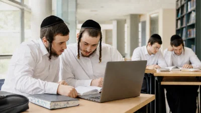 חשבתם שתואר באוניברסיטה פחות מתאים לכם? כדאי שתראו את זה