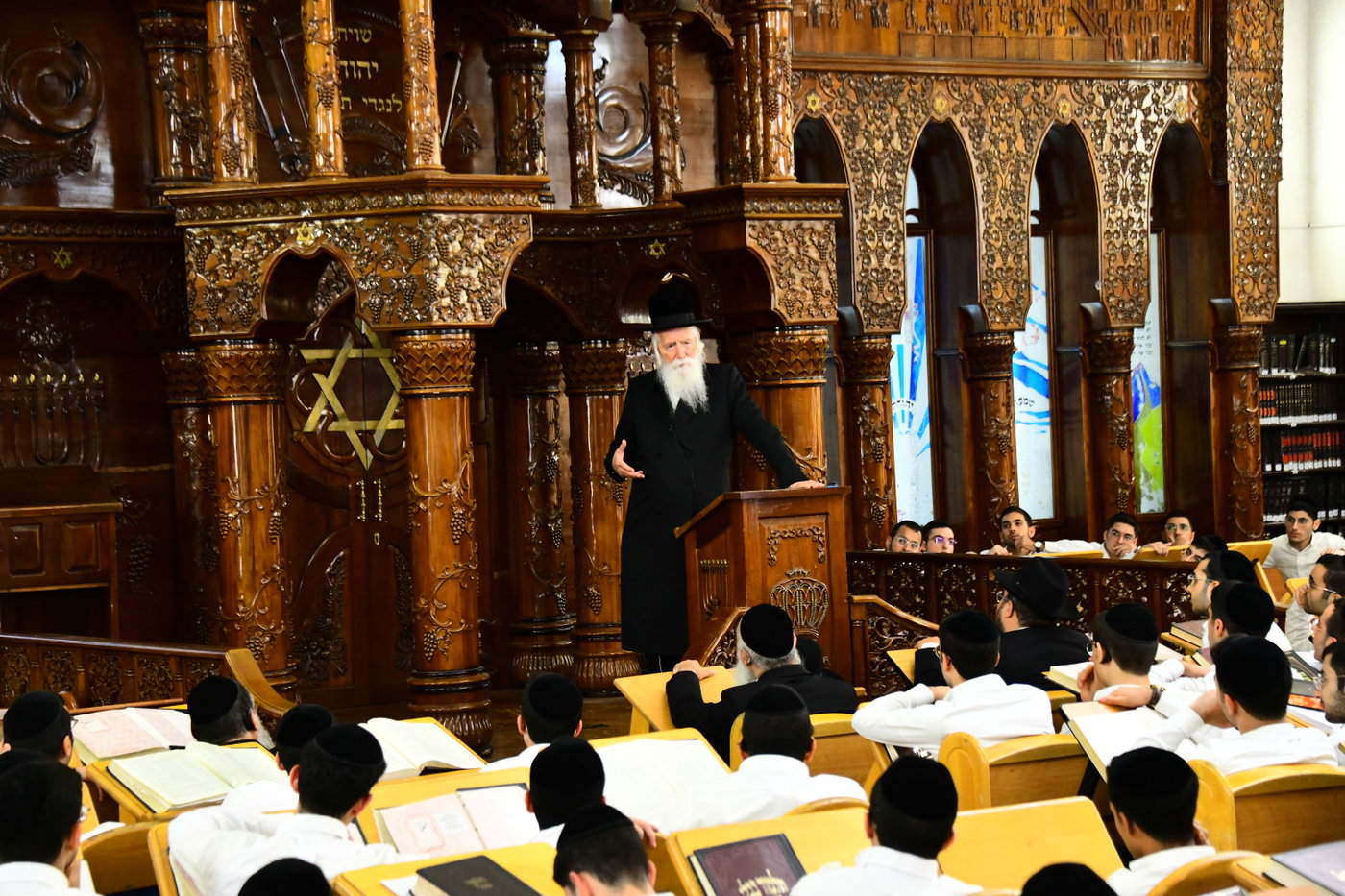 הגרי"ד גרוסמן בפתיחת הזמן ב'יסודות ציון'