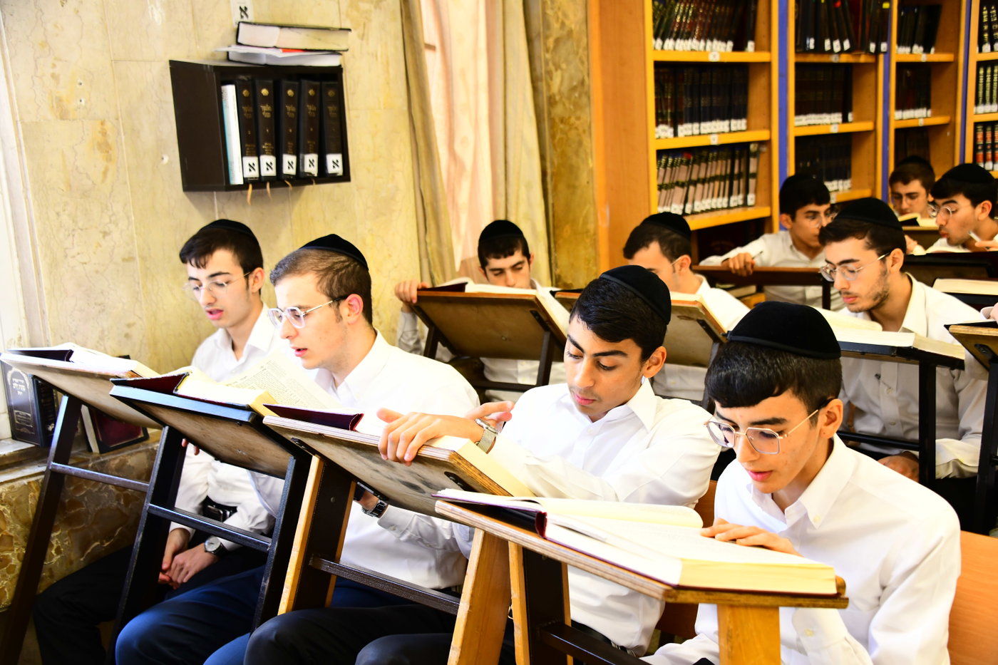 הגרי"ד גרוסמן בפתיחת הזמן ב'יסודות ציון'