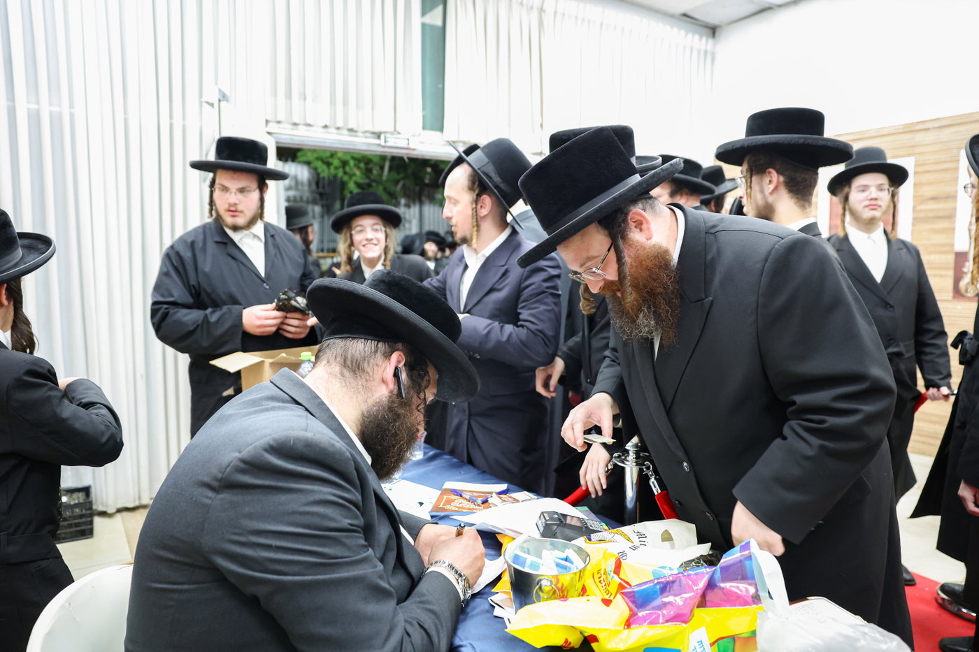 יובל העשרים למוסדות סאטמר בירושלים