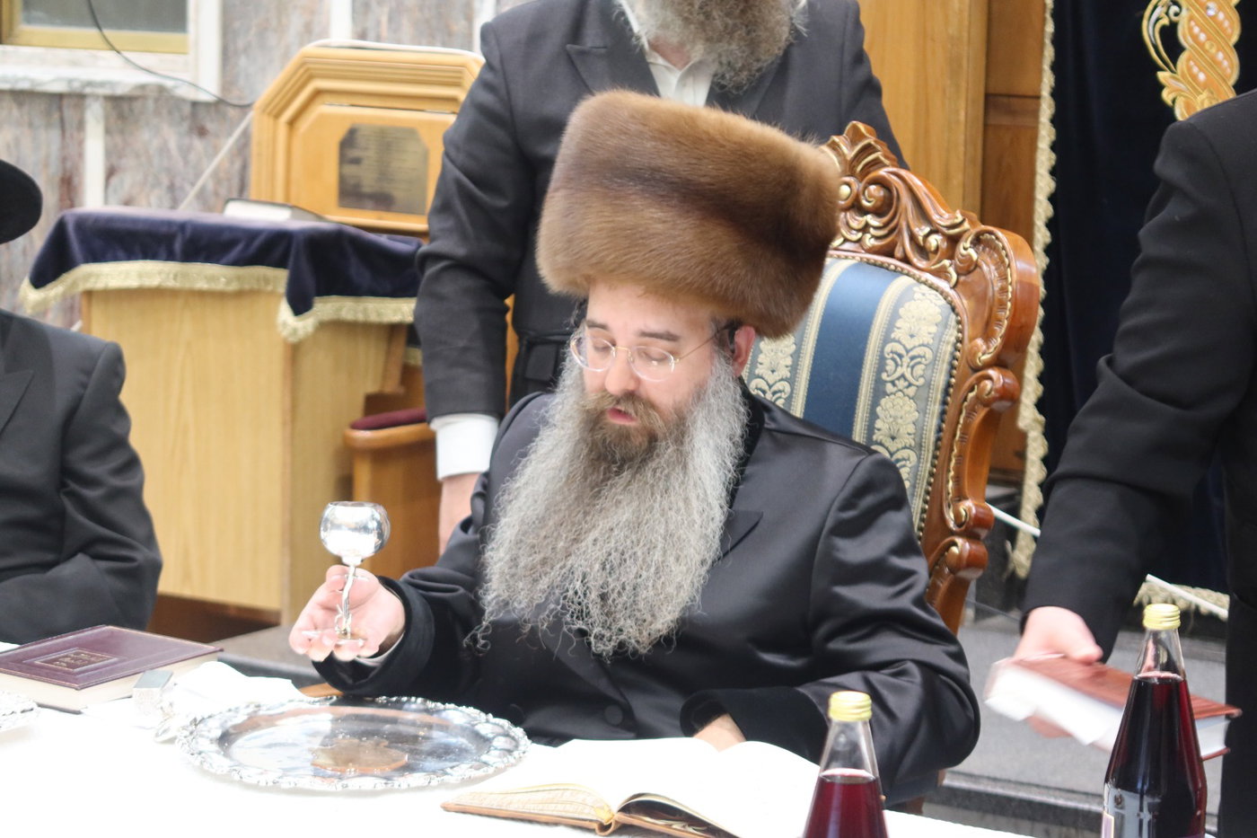 טיש הילולה של הרבי מסאדיגורה