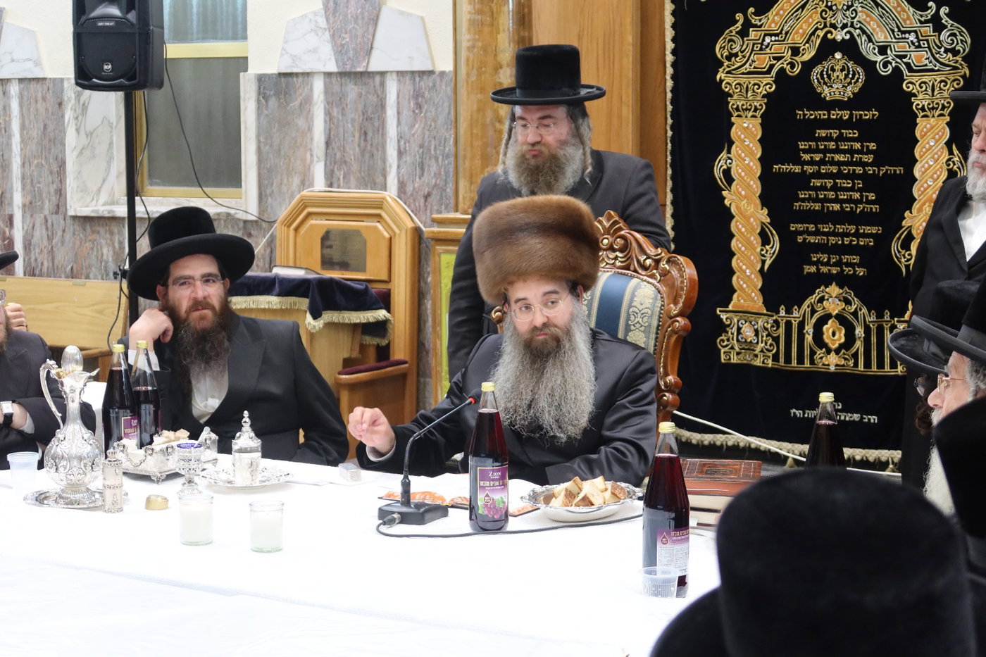 טיש הילולה של הרבי מסאדיגורה