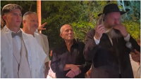 לוחם האגרוף אהבת השם גורדון התחתן כדת משה וישראל | צפו