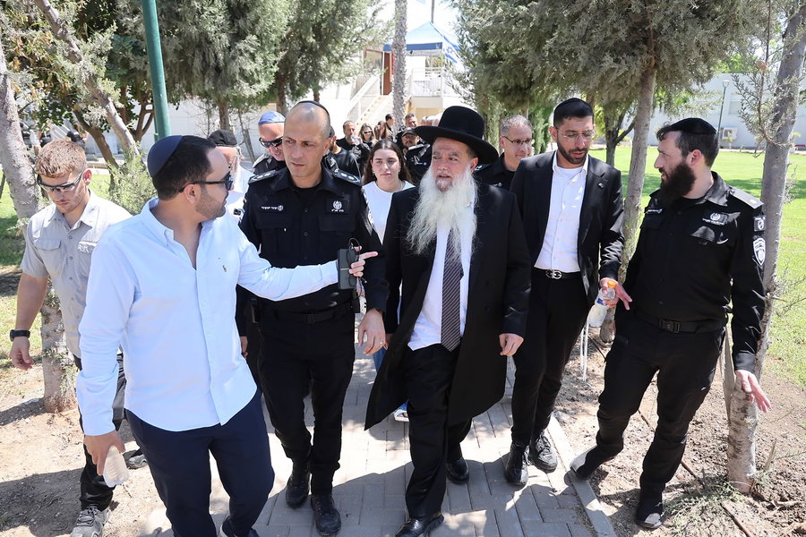 כנס הסליחות במכללה למקצועות הכליאה עם הרב יגאל כהן