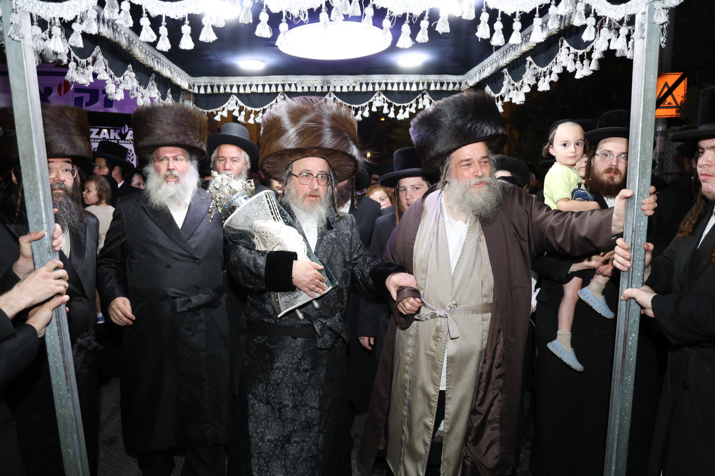 הכנסת ס"ת וחנוכת הבית בביאלה ב"ב בירושלים